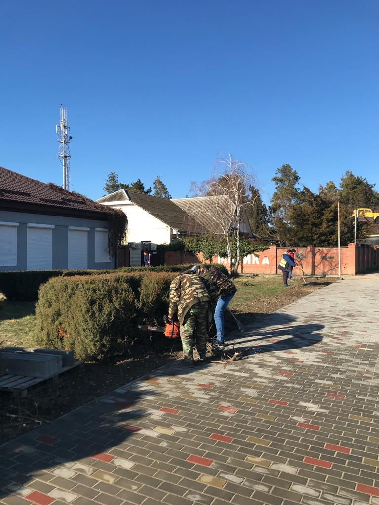 Благоустройство территории в центре ст. Переясловской Брюховецкого района -  Портал МОИФИНАНСЫ.РФ